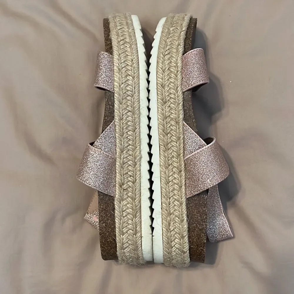 Madden girl size 8.5 pink & gold sparkly jute wedge comfy stylish sandals GUC